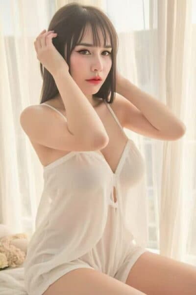 Girl Discreet and professional massage companion – YORI in Bukit Indah 1.