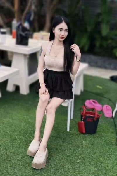 Girl Elegant photo of CIU CIU 300, your private massage escort in JB Town 8.