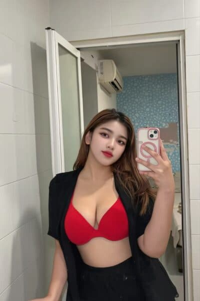 Girl Elegant photo of RASYA 319, your private massage escort in Bukit Indah 2.