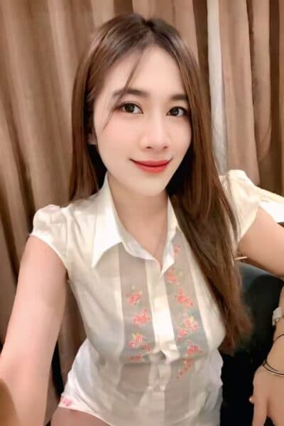 Girl Elegant photo of BAM 688, your private massage escort in JB Town 1.