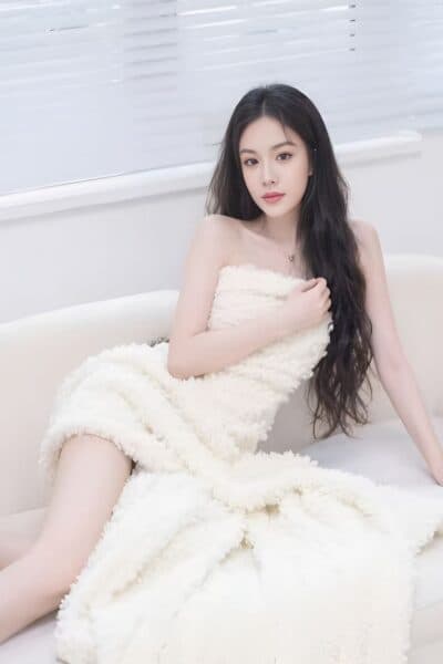 Girl Discreet and professional massage companion – PINK 91 in JB Town 6.