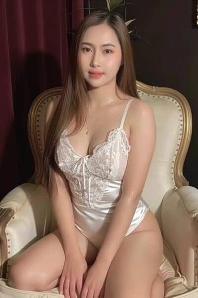 Girl Elegant photo of NICOLE, your private massage escort in Tebrau 1.