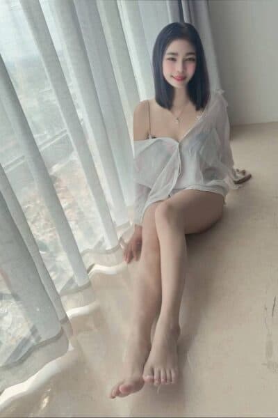 Girl Profile photo of MAY, sensual and discreet massage escort from Bukit Indah 3.