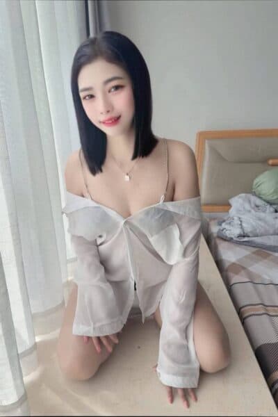 Girl Discreet and professional massage companion – MAY in Bukit Indah 3.