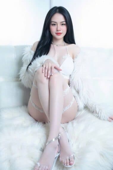 Girl AN AN, luxury massage escort available in JB Town 5.