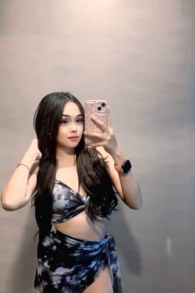 Girl PUTRI 559, luxury massage escort available in Mount Austin 1.