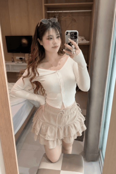 Girl WAWA, luxury massage escort available in JB Town 5.