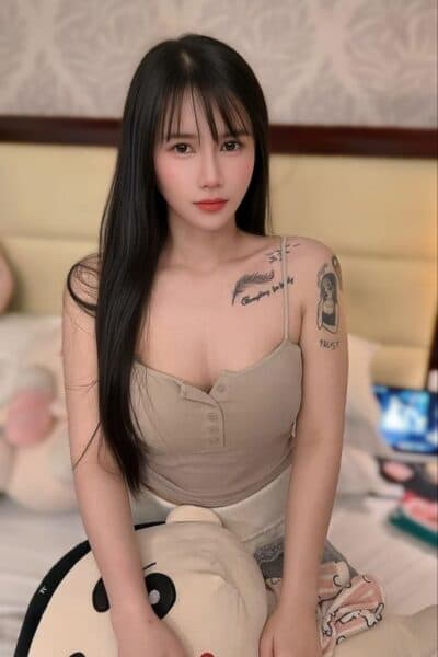 Girl Elegant photo of STELLA, your private massage escort in Nusa Bestari 1.