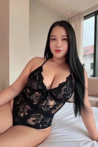 Girl Discreet and professional massage companion – SARA in Tebrau 1.