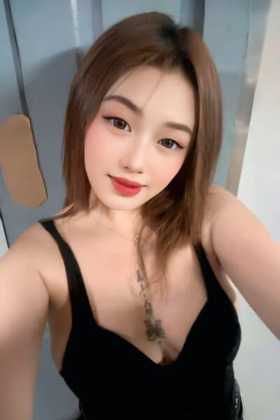 Girl MIYA 107, luxury massage escort available in JB Town 4.