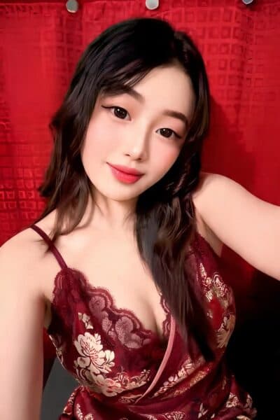 Girl Discreet and professional massage companion – MIYA 107 in JB Town 4.