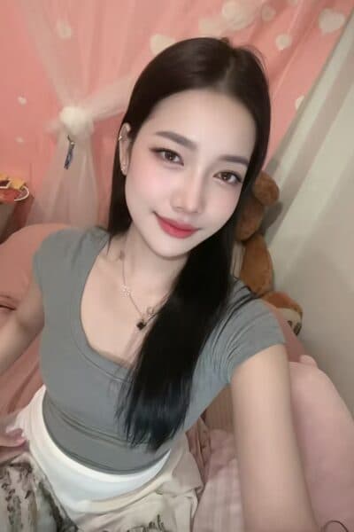 Girl LIN 168, luxury massage escort available in Bukit Indah 2.