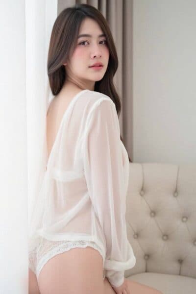 Girl MILLI, luxury massage escort available in Tebrau 1.
