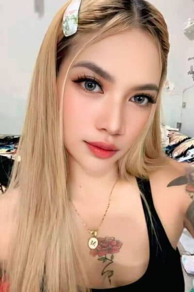 Girl YANG 113, luxury massage escort available in JB Town 4.