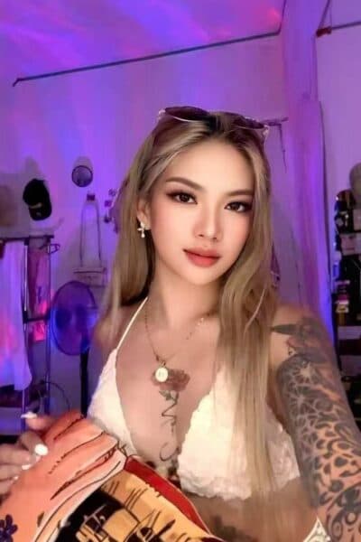 Girl Discreet and professional massage companion – YANG 113 in JB Town 4.