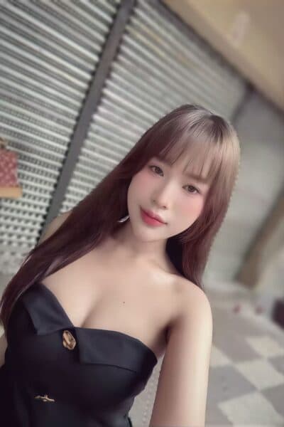 Girl Elegant photo of HAZEL 688, your private massage escort in JB Town 8.