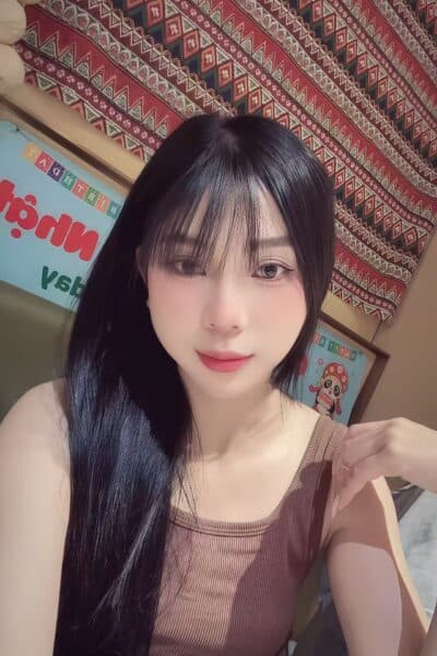 Girl Discreet and professional massage companion – MIKA 687 in JB Town 8.