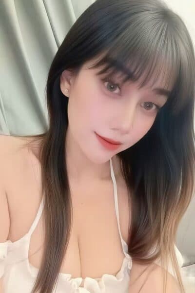 Girl Discreet and professional massage companion – ACHELL 766 in JB Town 8.