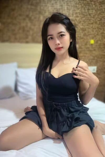 Girl OLIVE 399, luxury massage escort available in Nusa Bestari 2.