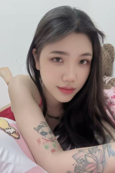 Girl JIN 676, luxury massage escort available in JB Town 8.