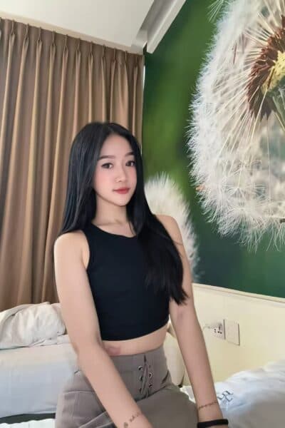 Girl Elegant photo of CINDY 369, your private massage escort in Bukit Indah 2.