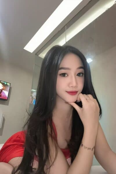 Girl Discreet and professional massage companion – CINDY 369 in Bukit Indah 2.