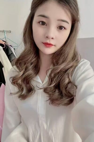 Girl Discreet and professional massage companion – UU 82 in Permas 1.
