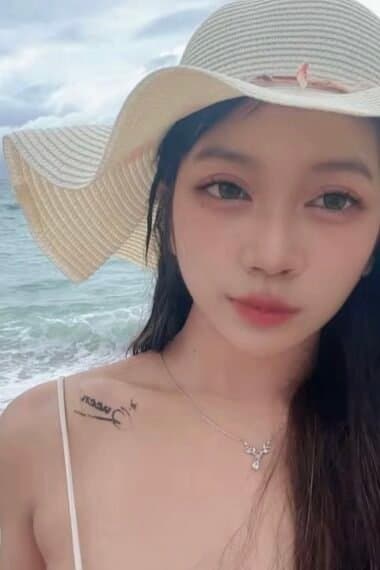 Girl Discreet and professional massage companion – RITA in JB Town 5.
