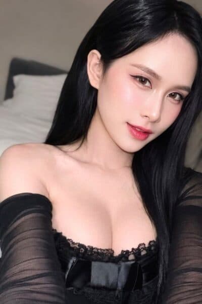 Girl Discreet and professional massage companion – LIN 888 in JB Town 6.