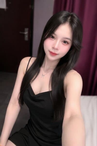 Girl NEVI, luxury massage escort available in Nusa Bestari 3.