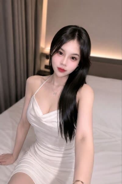 Girl Elegant photo of NEVI, your private massage escort in Nusa Bestari 3.