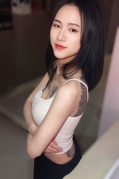 Girl Profile photo of BENZ  666, sensual and discreet massage escort from JB Town 6.