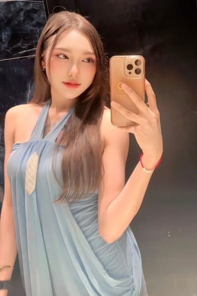 Girl AOMINS 229 – trusted companion for private massage experiences in JB Town 6.