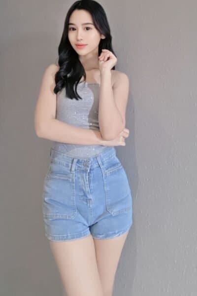 Girl Discreet and professional massage companion – CAT 55 in JB Town 6.