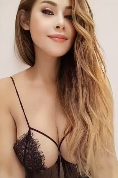 Girl NADIA 500, luxury massage escort available in Mount Austin 1.
