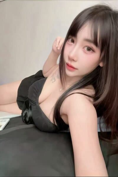 Girl Discreet and professional massage companion – ERICA in Bukit Indah 1.