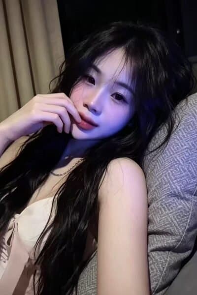 Girl Discreet and professional massage companion – YEN YEN 866 in Tebrau 2.