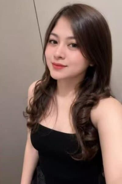 Girl Olive 319, luxury massage escort available in Mount Austin 1.