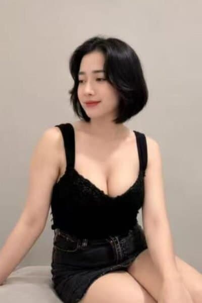 Girl Elegant photo of ALEXA 320, your private massage escort in Mount Austin 1.