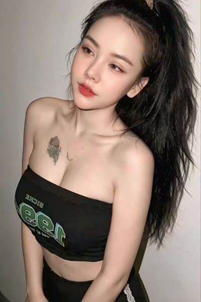 Girl Discreet and professional massage companion – MIMI 5777 in JB Town 4.
