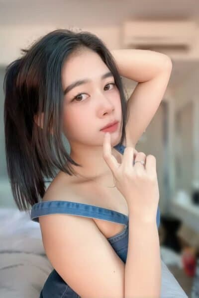 Girl Discreet and professional massage companion – MONICA 811 in Nusa Bestari 2.