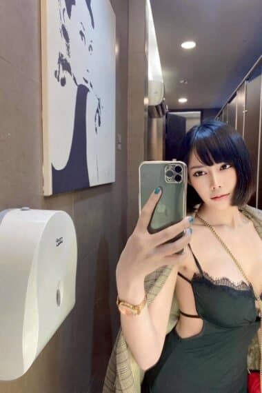 Girl Discreet and professional massage companion – POR in JB Town 5.