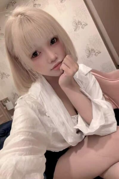 Girl Elegant photo of QQ 657, your private massage escort in JB Town 2.