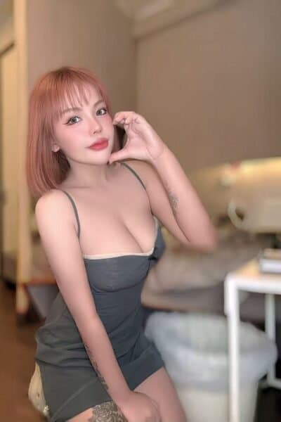 Girl Elegant photo of JAZZ, your private massage escort in Nusa Bestari 1.