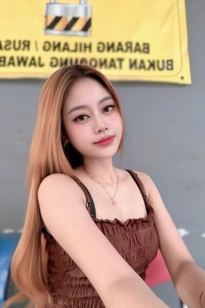 Girl SINDY, luxury massage escort available in Nusa Bestari 1.