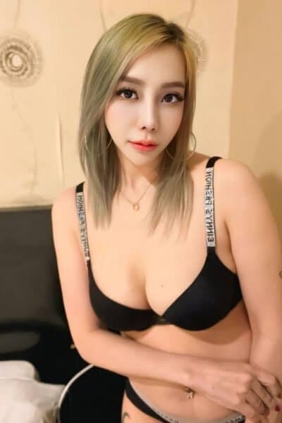Girl Elegant photo of JAR, your private massage escort in Tebrau 1.