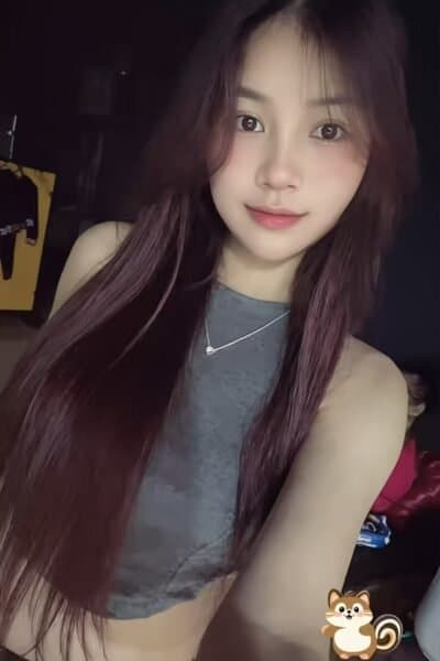Girl Discreet and professional massage companion – ELENA 933 in Tebrau 2.