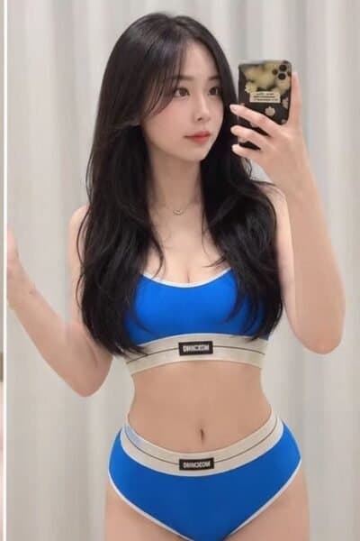 Girl BB 208, luxury massage escort available in Mount Austin 1.