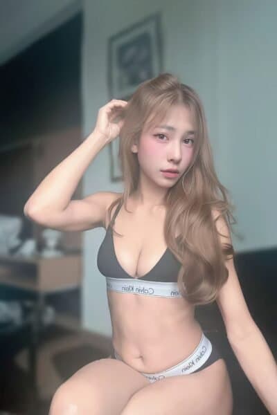 Girl LISA 798, luxury massage escort available in Nusa Bestari 2.