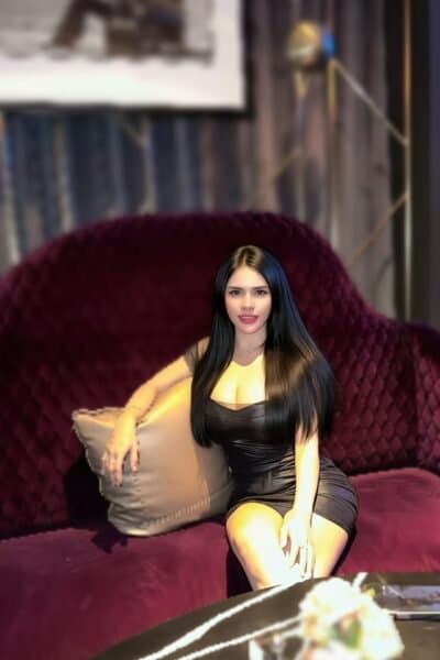 Girl Discreet and professional massage companion – LAURA 799 in Nusa Bestari 2.